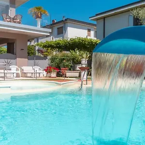 Hotel Benaco